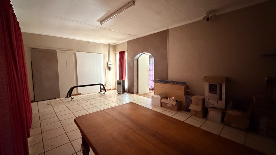 5 Bedroom Property for Sale in Die Bult North West